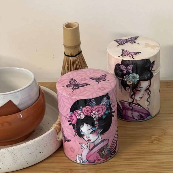 IMG_3229 Traditional illustrated tea caddy - Keiko