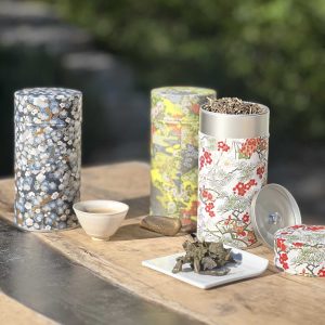 Catégorie boite a the grande métal et papier washi