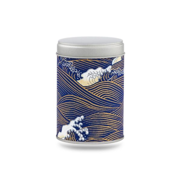 H-004-petite-boite-the-washi-kurotaki-1 boîte à thé Kurotaki 50 g en papier washi bleu marine motif vagues dorées