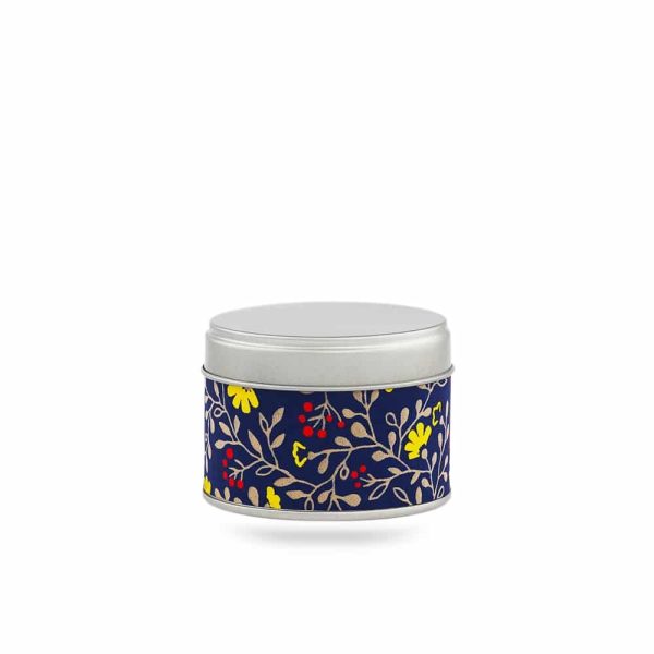 S-225-petite-boite-the-voyage-washi-imabari boîte à thé Imabari 20 g voyage washi bleu nuit motif fleurs jaunes et baies rouges, couvercle argenté