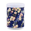 W-063-boite-the-washi-soshino boîte à thé empilable Soshino 100 g washi bleu nuit motif sakura blancs et roses, couvercle blanc