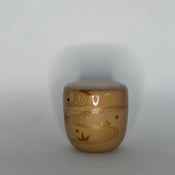 Natsume Nishimura Shōun  de Tatsutagawa, laque de Wajima, Rindogawa maki-e - Bois, Or, nacre